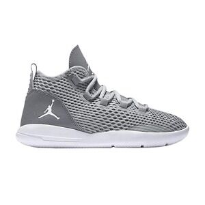 Jordan Fly Lockdown Basketball Shoes Gray Sneakers Kids Size 3.5Y